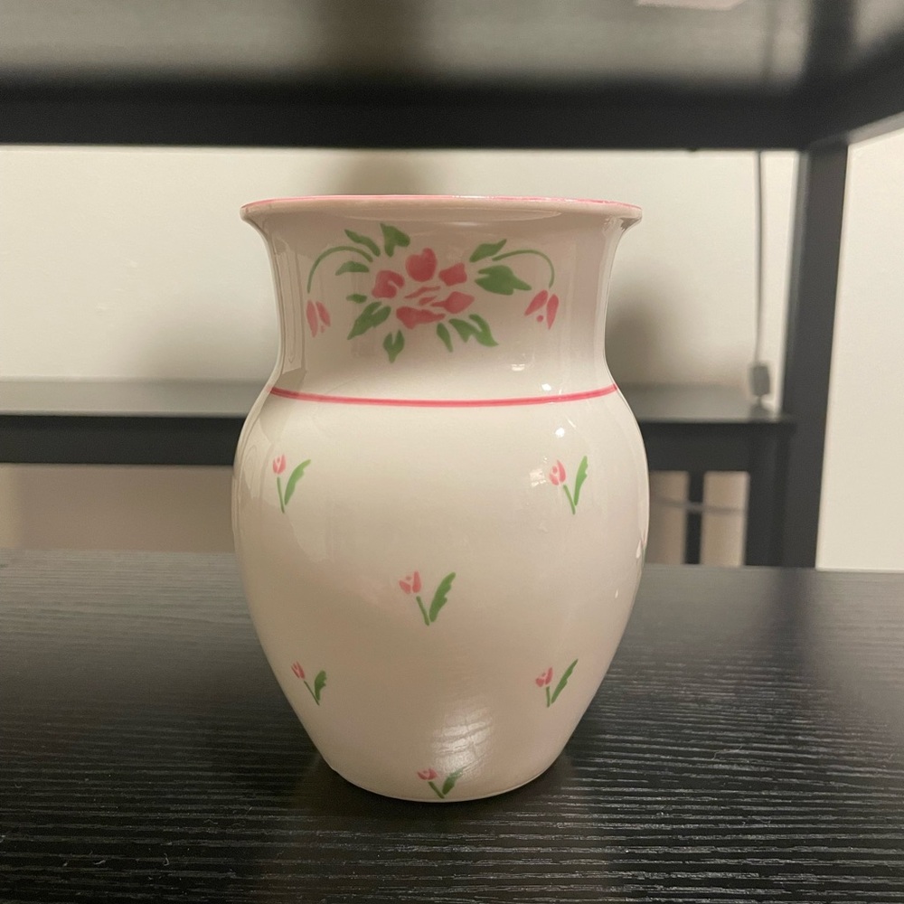 VNTG 1985 Teleflora White and Pink Flower Vase 5”